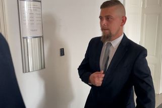 K článku o znásilňovači z Ukrajiny napsal „zastřelit“. Podle soudu to není trestný čin - Novinky